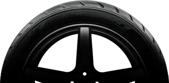 Nitto NT05 235/40 R17 90W